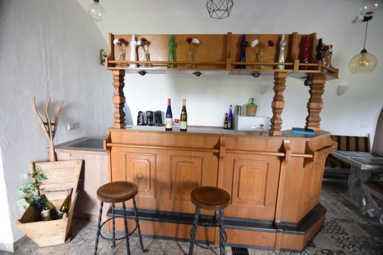 The Wine Cellar In The Old Gemeinde House Brauneberg Kültér fotó